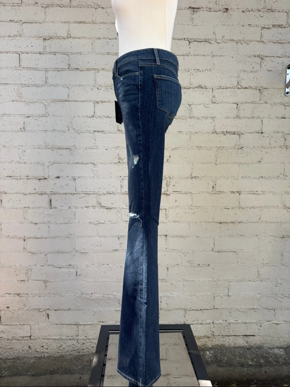 PAIGE High Rise Bell Canyon Flare Jeans Silas Destructed Size 27